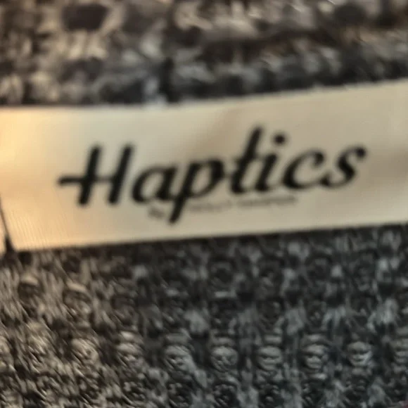 Knee length black tweed cardigan.  Size Large NEW - Picture 3 of 4